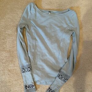 Women's Light Blue Long Sleeve Top